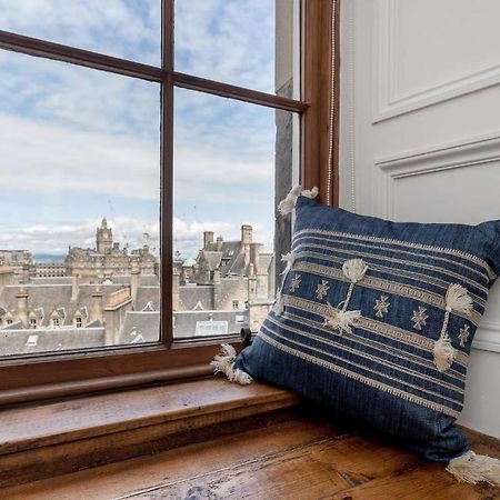 Stunning Panoramic Views: Heart Of The Royal Mile Appartement Edinburgh Buitenkant foto