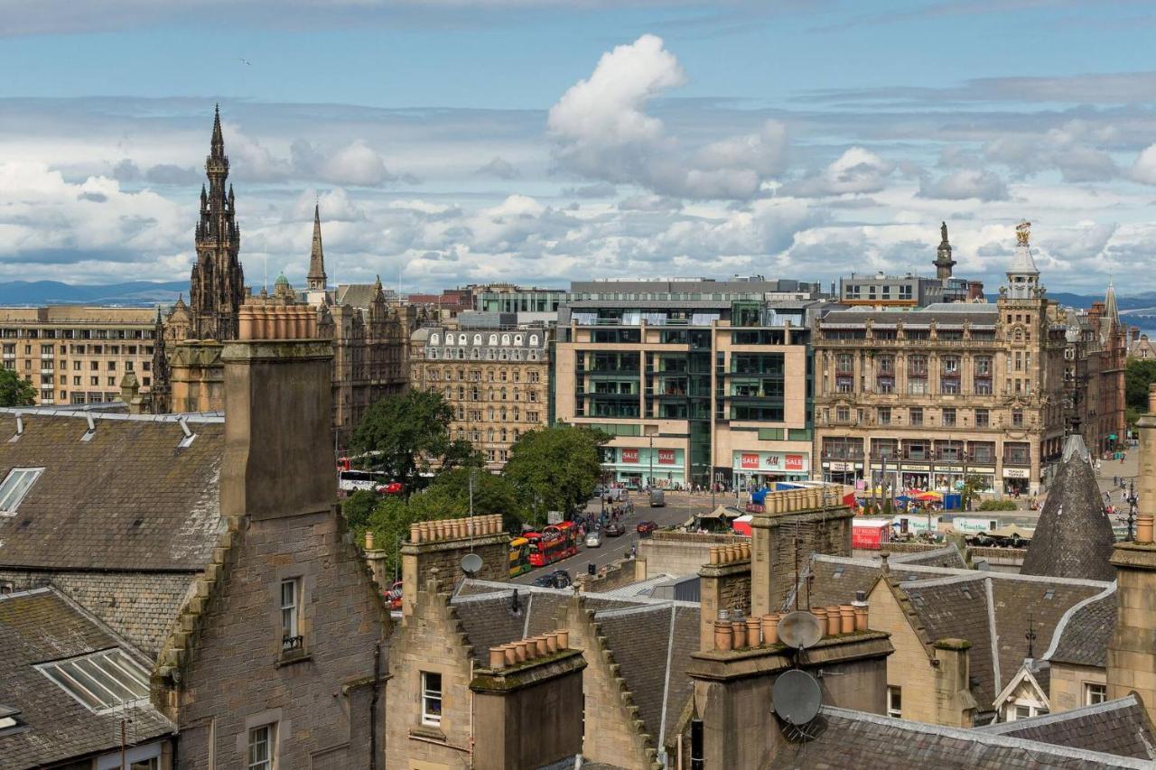 Stunning Panoramic Views: Heart Of The Royal Mile Appartement Edinburgh Buitenkant foto