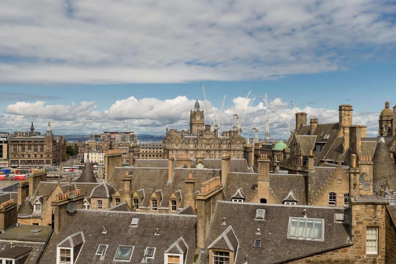 Stunning Panoramic Views: Heart Of The Royal Mile Appartement Edinburgh Buitenkant foto