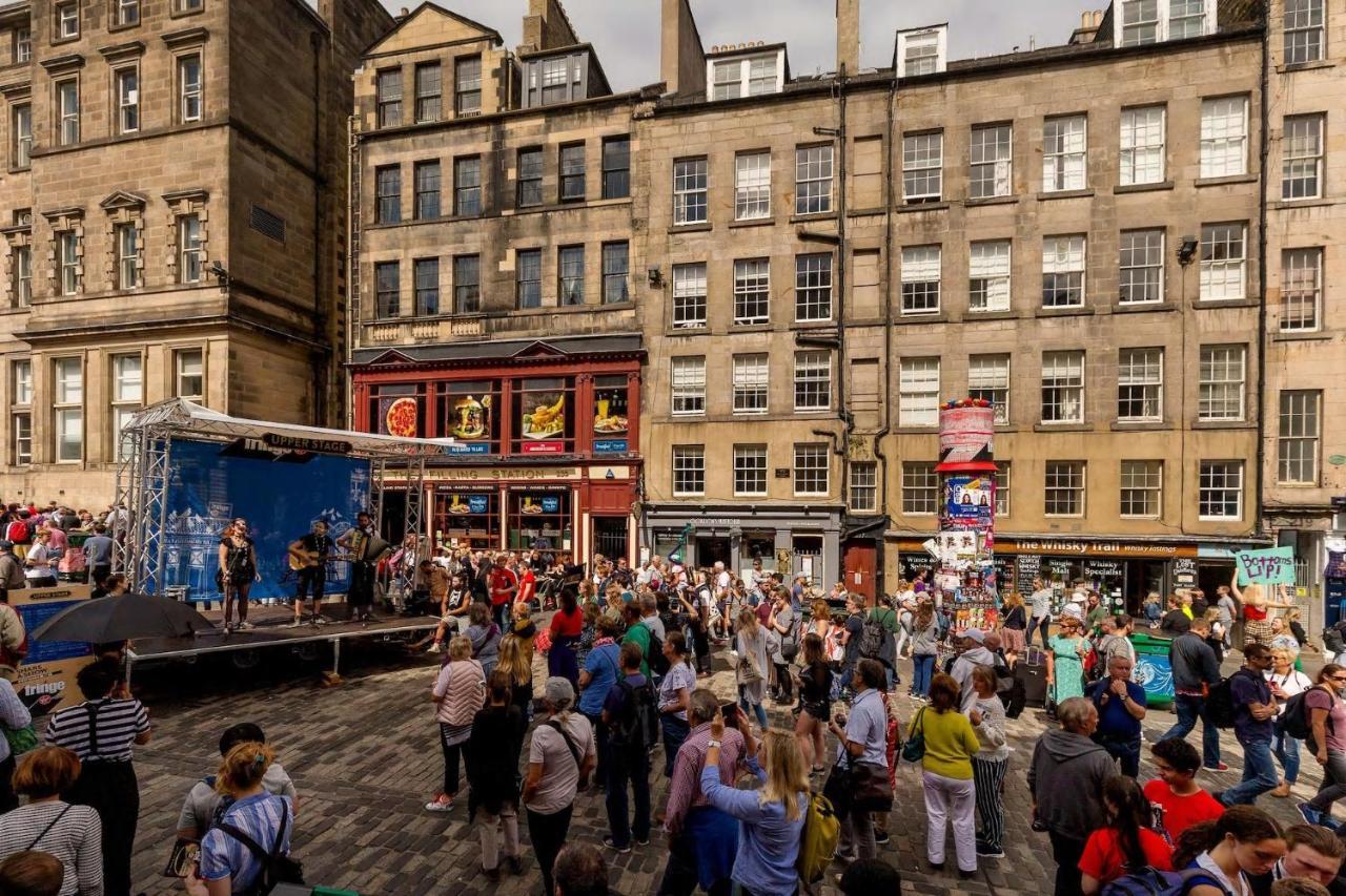 Stunning Panoramic Views: Heart Of The Royal Mile Appartement Edinburgh Buitenkant foto